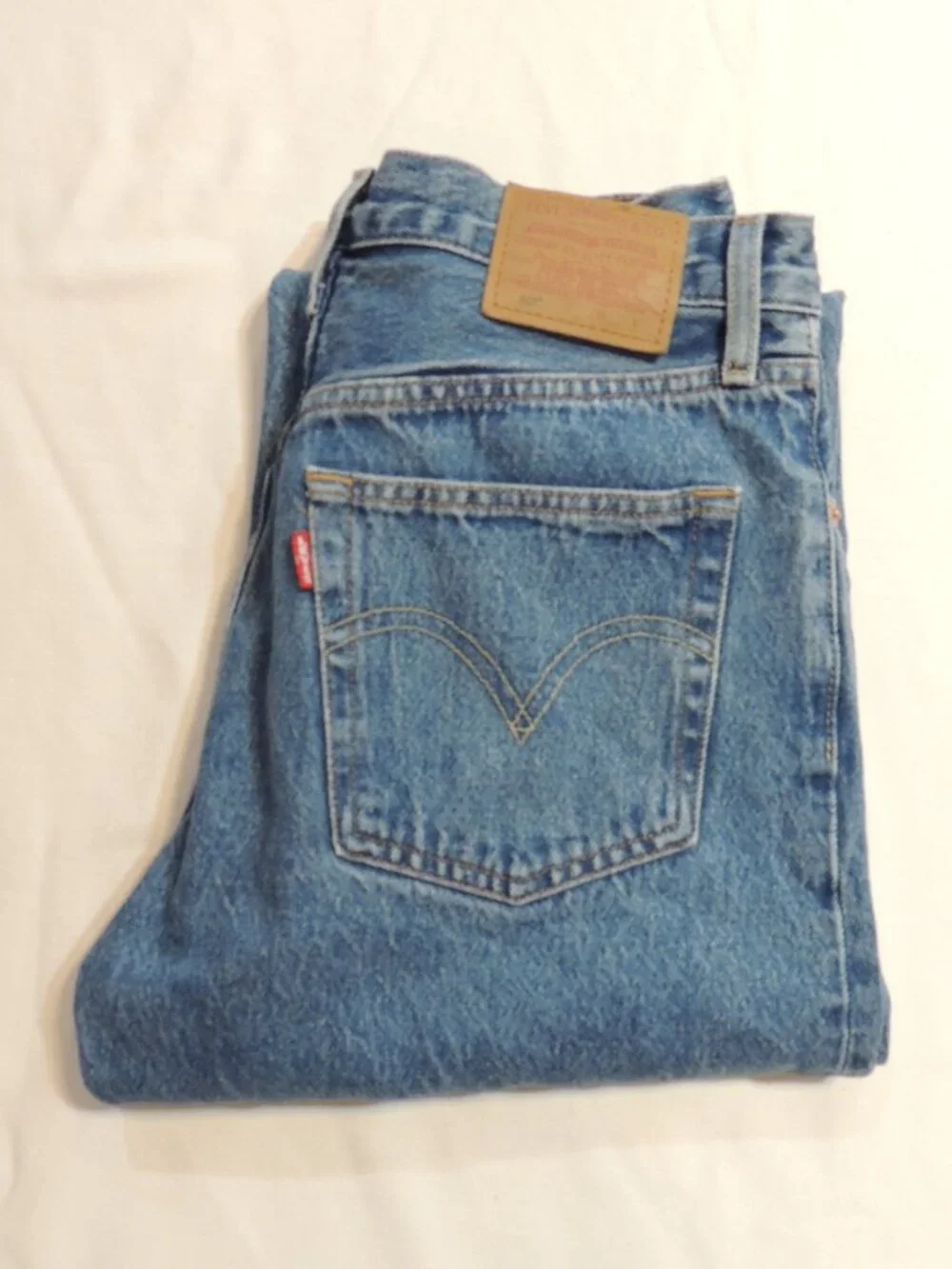 Levi 501 Jeans Button Fly 2004 Women 27x30 Pockets Large E Denim Blue Jeans